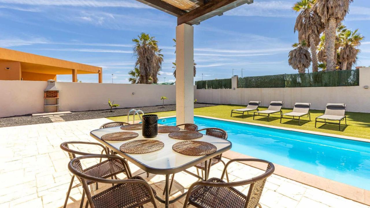Villa Jarcia By Calima Villas Caleta de Fuste Extérieur photo